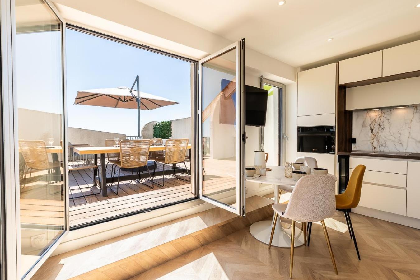 Suite Terrasse Xxl - Front De Mer - Parking - Ambiance Plage La Grande-Motte Esterno foto
